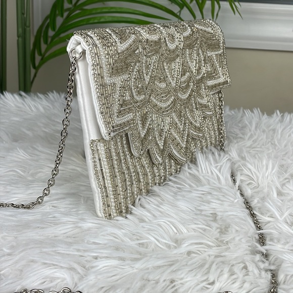 INC International Concepts ~ Beaded Chain Link Shoulder Strap Bag/Clutch - NW/OT - Picture 3 of 8